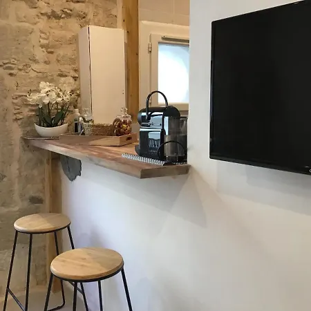 Apartamento Loft Avec Beaucoup De Cachet Centre Historique Montpellier Exterior foto