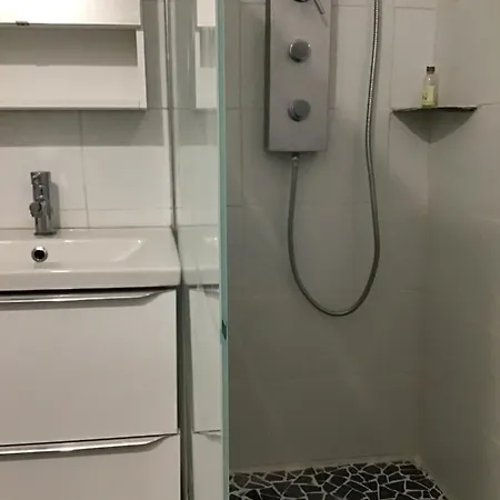 Apartamento Loft Avec Beaucoup De Cachet Centre Historique Montpellier Exterior foto