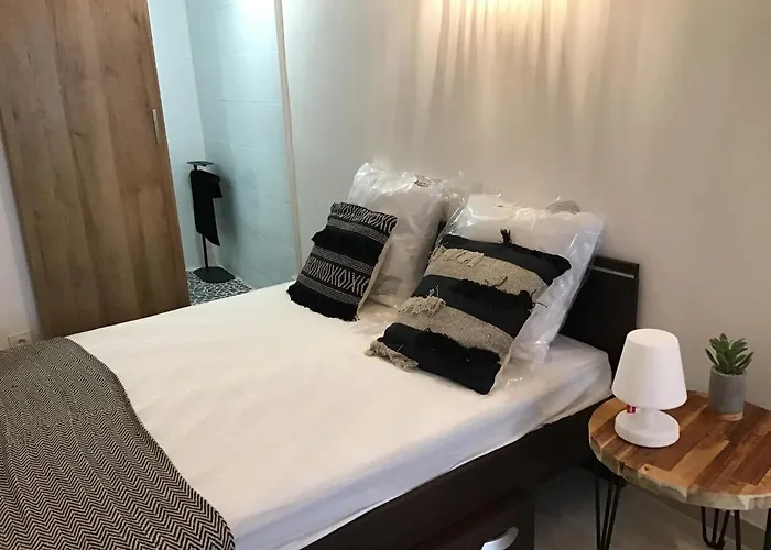 Loft Avec Beaucoup De Cachet Centre Historique Montpellier